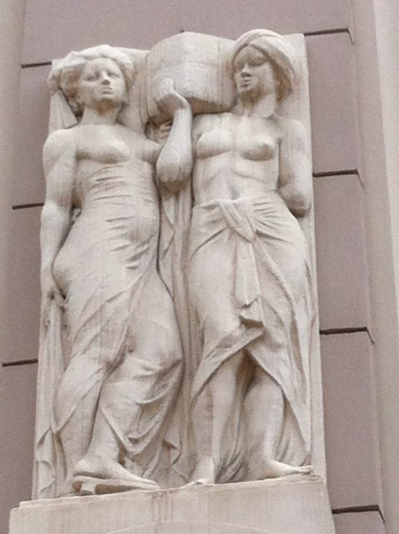 monumental monuments